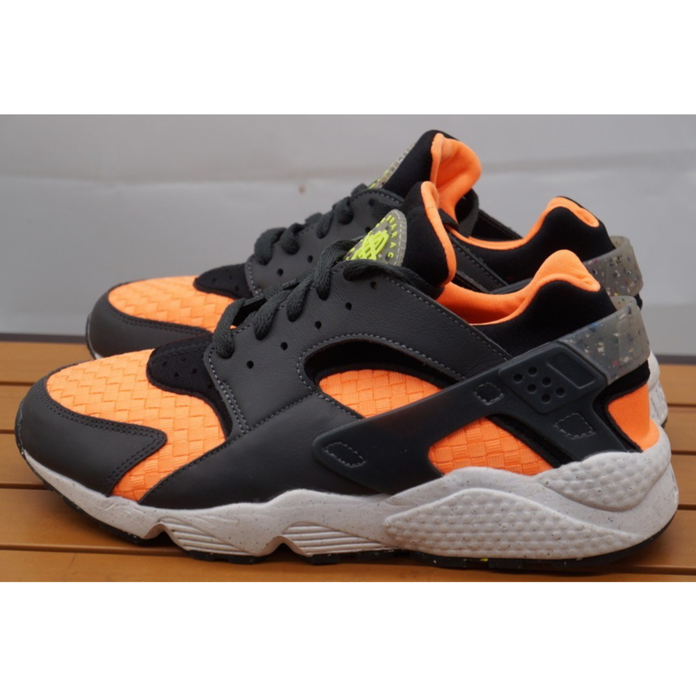 Nike Air Huarache Crater PRM - Black Atomic Orange - DG5013 001 - Men's Size 9.5 - Picture 4 of 11